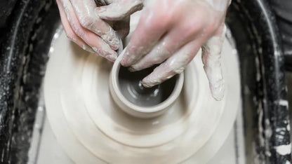 Tageskurs Drehen an der Töpferscheibe - MAS Keramik